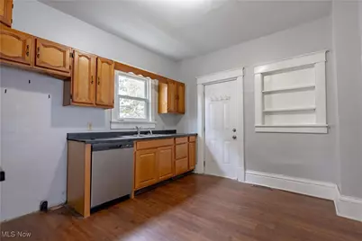 174 W Wayne Street, Alliance, OH 44601 - Photo 5