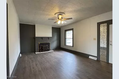 419 Saint Clair Avenue, Cadiz, OH 43907 - Photo 5
