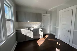 1012 E 72nd Pl, Loveland, OH 44103 - Photo 5