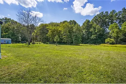 10564 Duck Creek Road, Salem, OH 44460 - Photo 5
