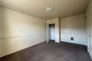 707 4th St, Brilliant, OH 43913 - Photo 17