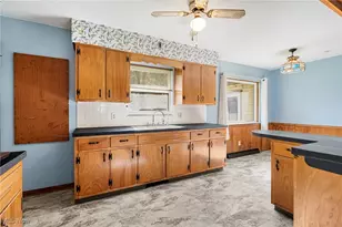 3966 Wadsworth Rd, Norton, OH 44203 - Photo 13