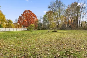 3966 Wadsworth Rd, Norton, OH 44203 - Photo 27