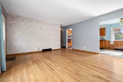 3966 Wadsworth Road, Norton, OH 44203 - Photo 7