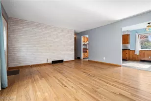 3966 Wadsworth Rd, Norton, OH 44203 - Photo 7