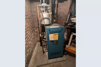 26 W York Street, Akron, OH 44310 - Photo 17