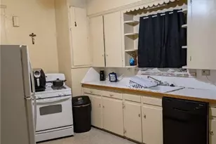 26 W York St, Akron, OH 44310 - Photo 7