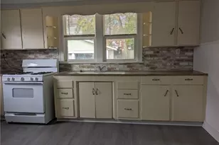 526 Wooster Road North, Barberton, OH 44203 - Photo 7