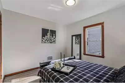 512 S Hazelwood Avenue, Youngstown, OH 44509 - Photo 13