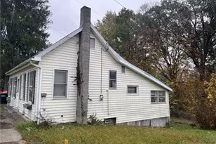 226 E Main St, Freeport, OH 43973 - Photo 3