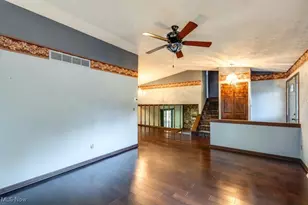 435 Bonshire Rd, Akron, OH 44319 - Photo 3