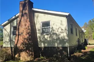 7915 E Pike, Norwich, OH 43767 - Photo 23