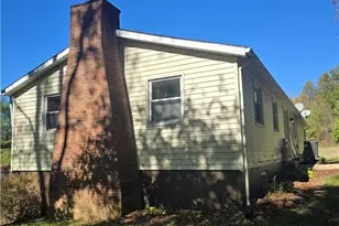 7915 E Pike, Norwich, OH 43767 - Photo 23