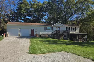 7915 E Pike, Norwich, OH 43767 - Photo 3