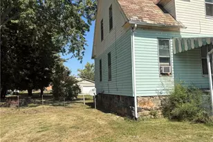 245 E Maryland Ave, Sebring, OH 44672 - Photo 3