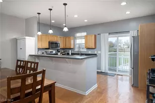 323 California Ave, Lorain, OH 44052 - Photo 7