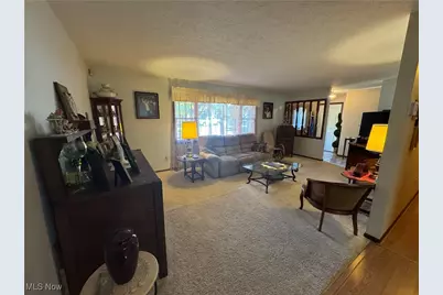 8976 Jackson Street, Mentor, OH 44060 - Photo 5