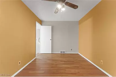 30321 Gebhart Place, Willowick, OH 44095 - Photo 21