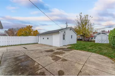 30321 Gebhart Place, Willowick, OH 44095 - Photo 29