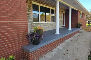 56 Carson Ln, Little Hocking, OH 45742 - Photo 3