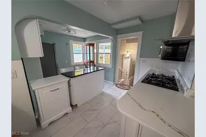 2405 Youngstown Road SE, Warren, OH 44484 - Photo 9