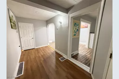 2405 Youngstown Road SE, Warren, OH 44484 - Photo 15