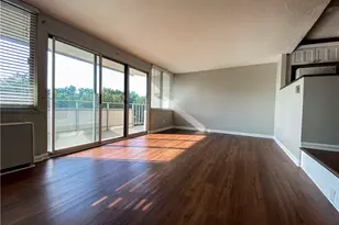 12900 Lake Ave, Oakwood, OH 44107 - Photo 9