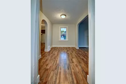 2718 Homedale Avenue NW, Canton, OH 44708 - Photo 9