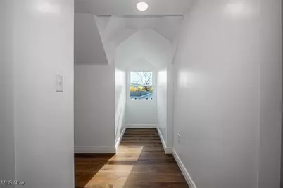 950 Beech Street, Newcomerstown, OH 43832 - Photo 29