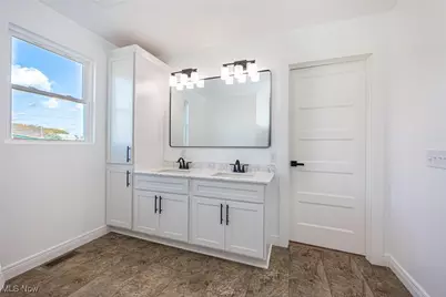 950 Beech Street, Newcomerstown, OH 43832 - Photo 27