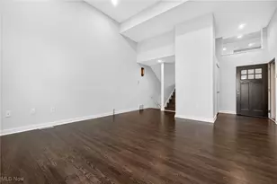 2282 W 5th St, Loveland, OH 44113 - Photo 5