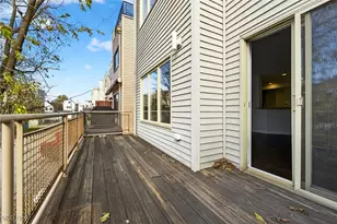 2282 W 5th St, Loveland, OH 44113 - Photo 17