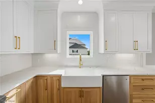 405 Club Dr W, Aurora, OH 44202 - Photo 13