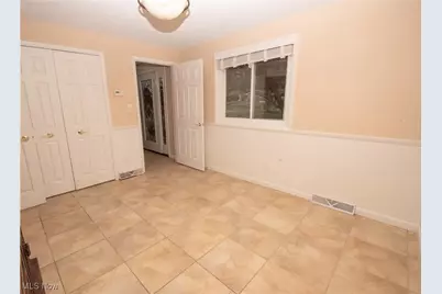 8094 Rolling Brook Road, Sagamore Hills, OH 44067 - Photo 11