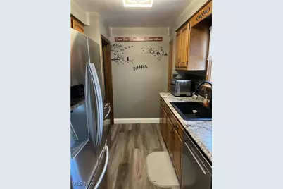 30195 Truman Avenue, Wickliffe, OH 44092 - Photo 9