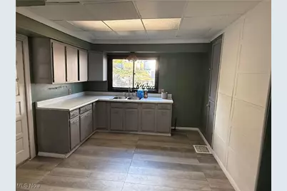 921 Orchard Grove Avenue, East Liverpool, OH 43920 - Photo 17