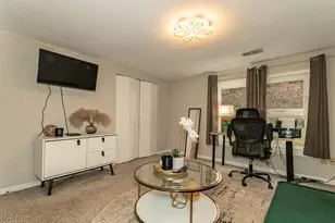 871 Birchwood Dr, Willoughby, OH 44094 - Photo 21