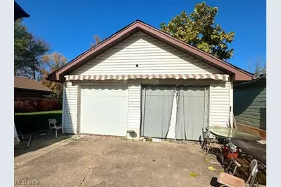 1308 W 21st Street, Lorain, OH 44052 - Photo 13