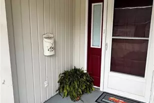 108 Brambly Hedge Dr, Millersburg, OH 44654 - Photo 3