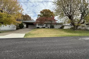 15706 Maple Dr, East Liverpool, OH 43920 - Photo 23