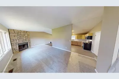 3273 S Jasmine Avenue, Akron, OH 44319 - Photo 11