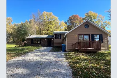 3273 S Jasmine Avenue, Akron, OH 44319 - Photo 1