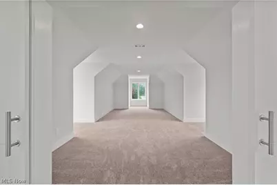 26117 N Woodland Road, Beachwood, OH 44122 - Photo 39