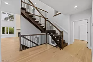 26117 N Woodland Rd, Beachwood, OH 44122 - Photo 9