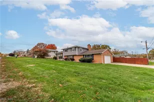 1227 33rd St NE, Canton, OH 44714 - Photo 3