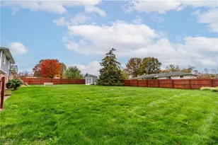 1227 33rd St NE, Canton, OH 44714 - Photo 37