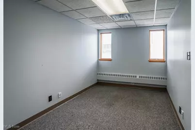 4974 Higbee Avenue NW #103, Canton, OH 44718 - Photo 11