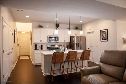 1362 Maple Grove Lane, Uniontown, OH 44685 - Photo 7