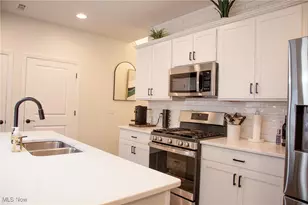 1362 Maple Grove Ln, Uniontown, OH 44685 - Photo 7