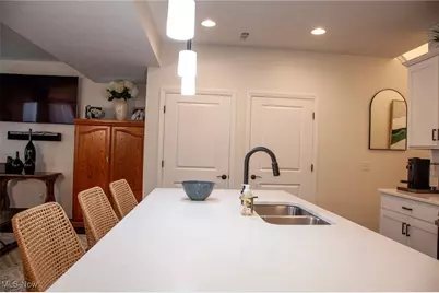 1362 Maple Grove Lane, Uniontown, OH 44685 - Photo 9